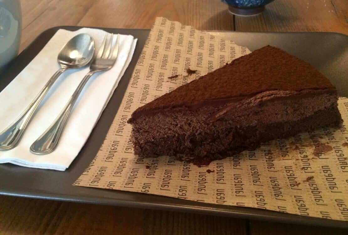 Chocolate cake - Picture of Landeau chocolate, Lisbon - Tripadvisor