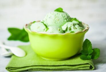 green apples frozen yoghurt ice cream