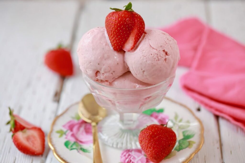 Strawberry Ice Cream Recipe Using Nostalgia Ice Cream Maker