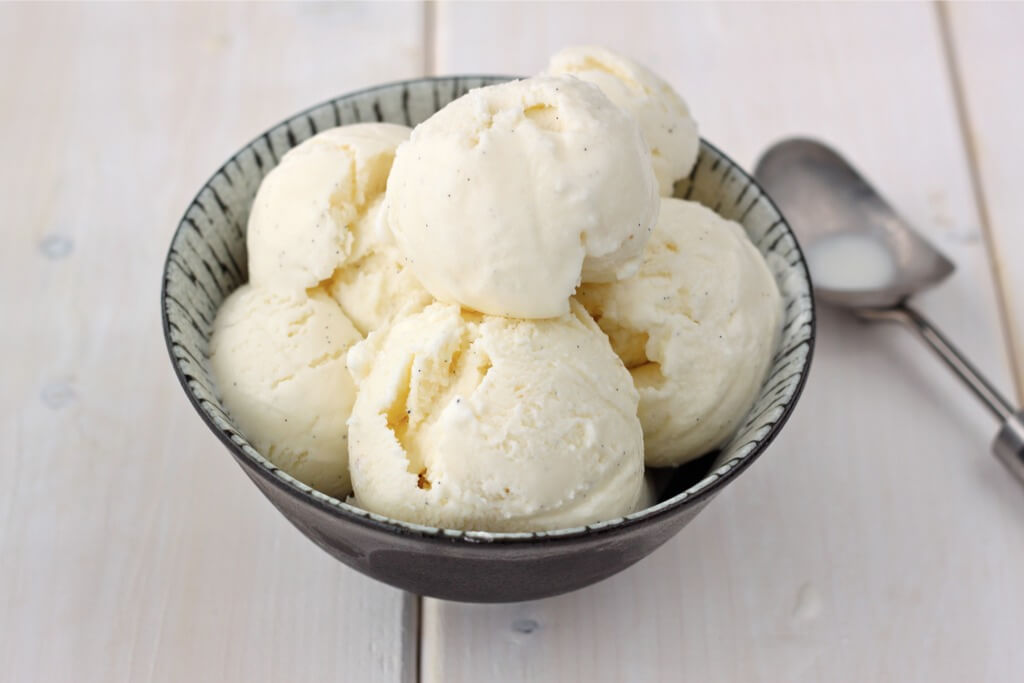 Vanilla Ice Cream Recipe Using Nostalgia Ice Cream Maker