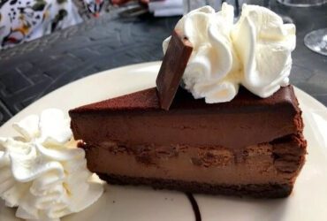 cheesecake factory godiva chocolate cheesecake