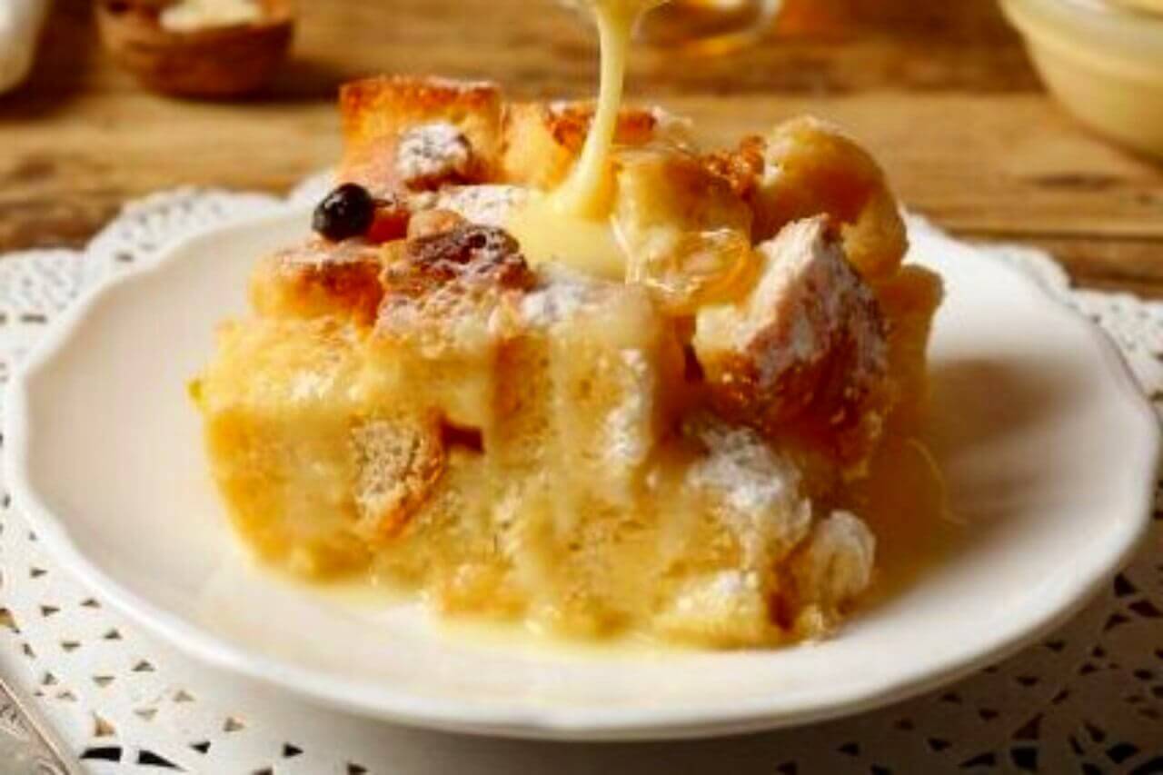 Old Fashioned Bread Pudding Recipe With Vanilla Sauce