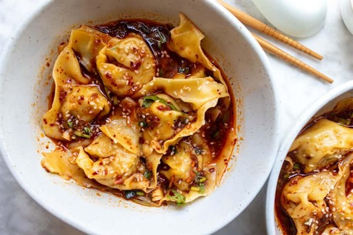 How To Make Chicken Wontons in Spicy Chili Sauce
