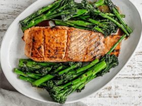 DASH Diet Salmon and Broccolini with Lemon Garlic Caper Sauce